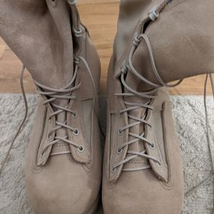 Belleville men's 790 desert/combat boots 8 wide